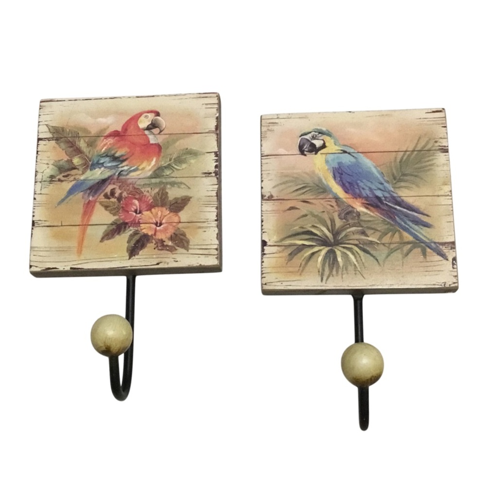 Tropical Parrot Wall Hook Decor Accent